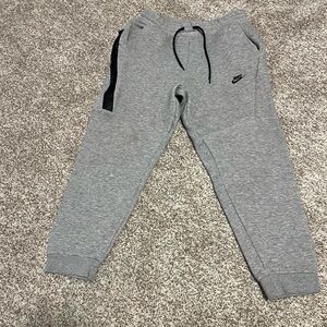 Nike Tech XL Gray Kids Joggers